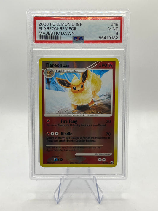 Flareon Reverse Holo PSA 9 - Majestic Dawn 2008